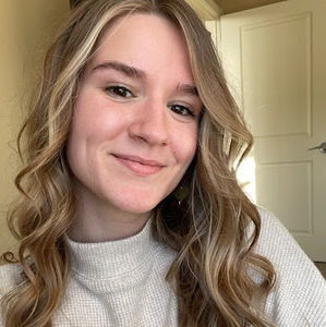 Meet your Posher, Avery